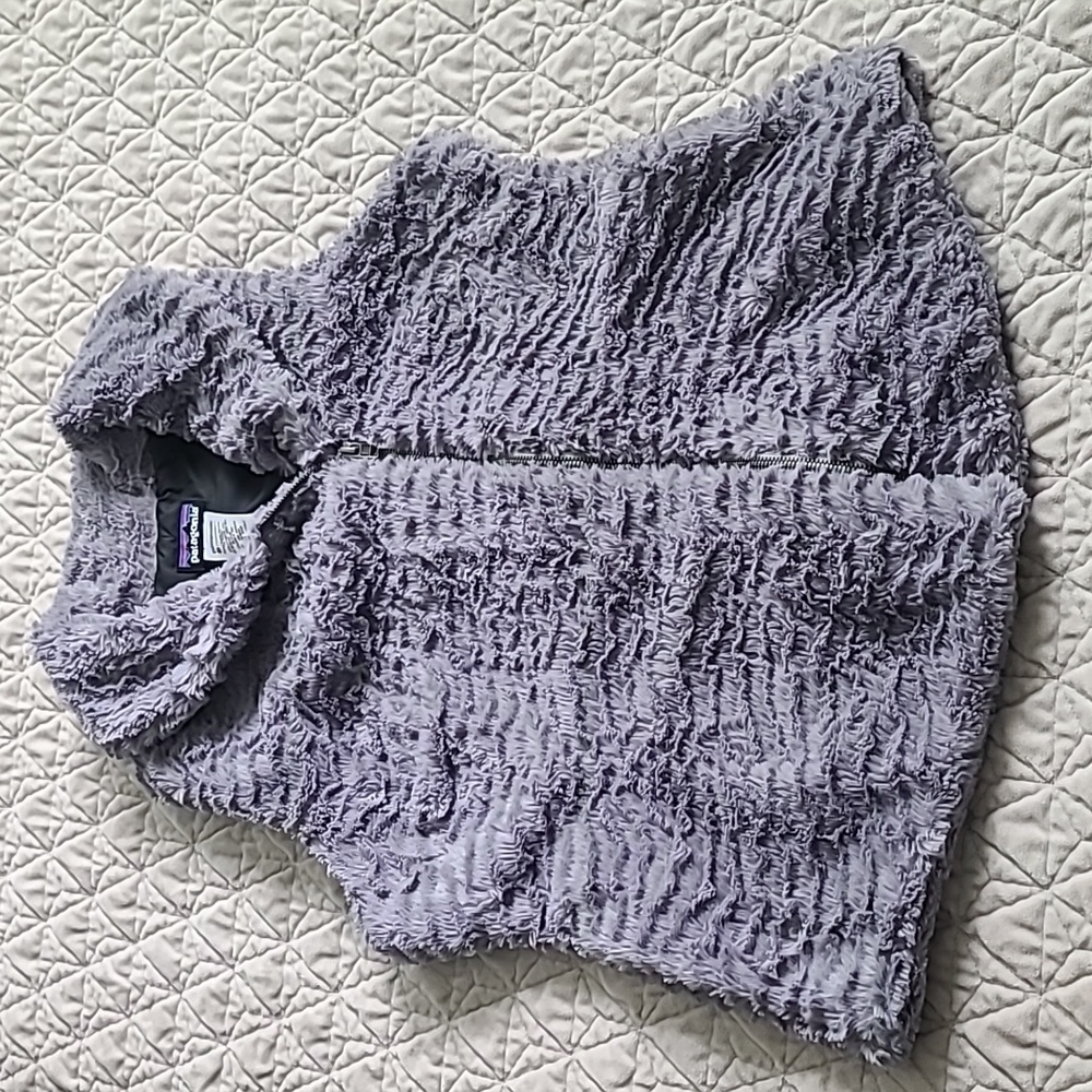 Patagonia Women's  Faux Fur Fleece Gray  Vest Sz L